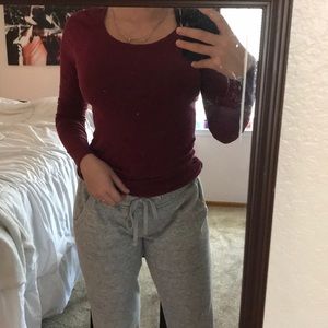 Maroon long sleeve!💛